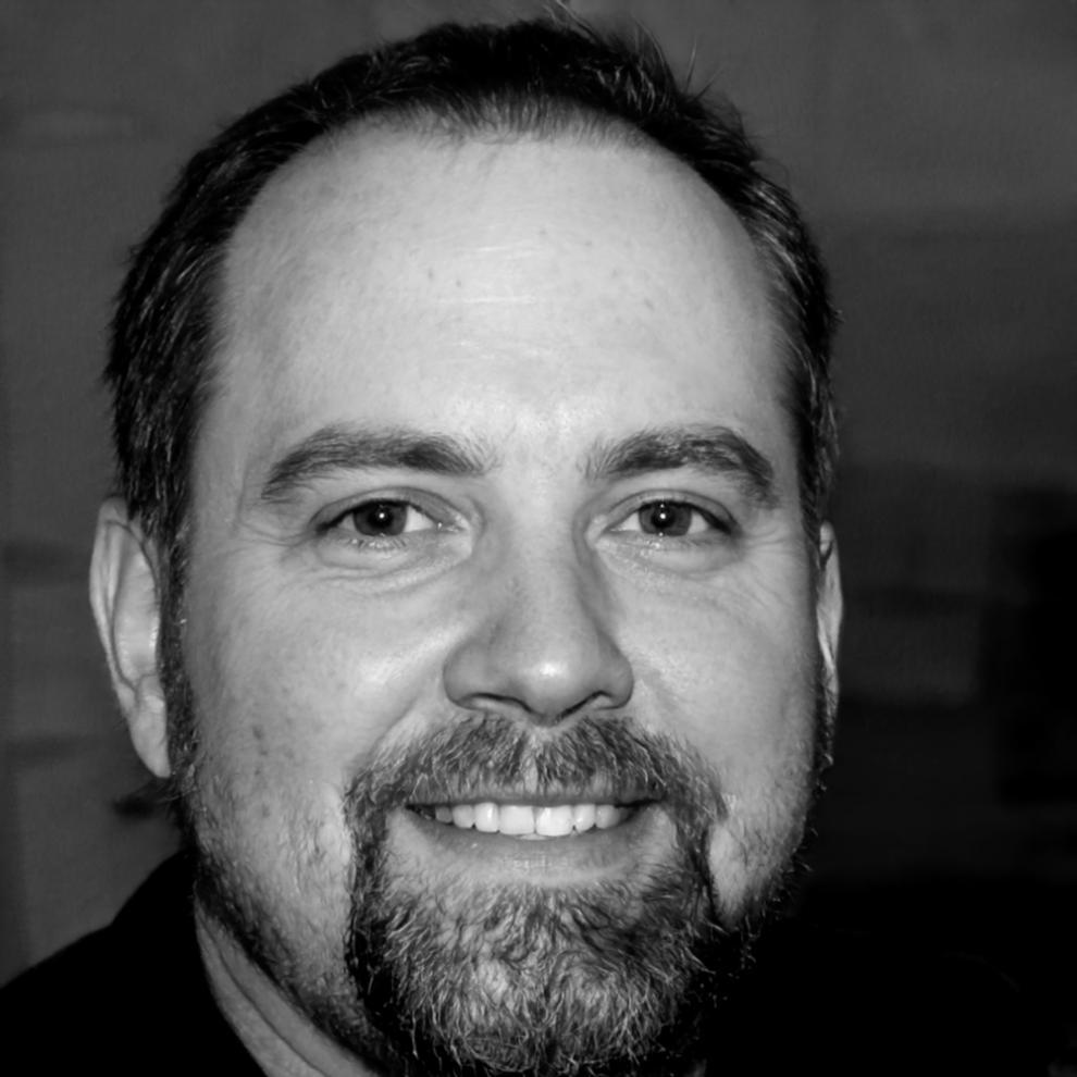 Снимок технического специалиста с опытом отладки